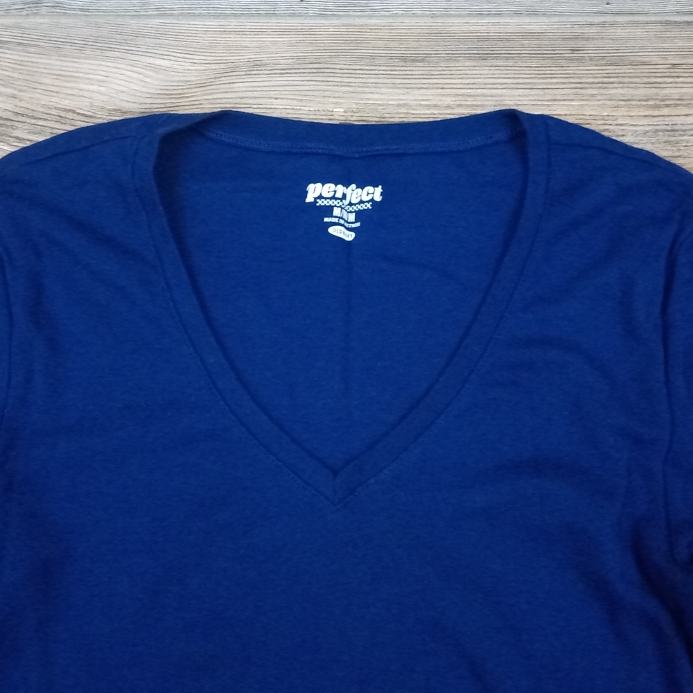 Old Navy Simple Basic Perfect Long Sleeve V Neck … - image 2